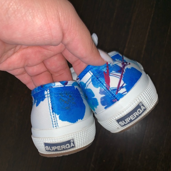 SUPERGA Blue & White Floral Sneaker - Picture 3 of 3